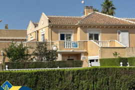 Namas su bendru baseinu, Alicante provincijoje, Torrevieja mieste, La Mata rajone. 4 kambariai | 100