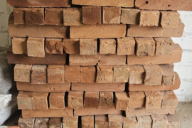 Senovinės molines plytos. Pjauti viduriukai-110vnt.  ,0.27×0.08×0.07