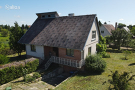 Jurbarko r. sav., Klausučiai, Lakštingalų g.