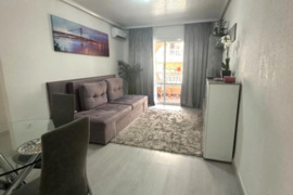 Renovuotas apartamentas su bendru baseinu, Alicante provincijoje, Torrevieja mieste. 3 kambariai | 6