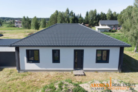 Namas Vilniaus r. sav., Mickūnai, Paparčių g.