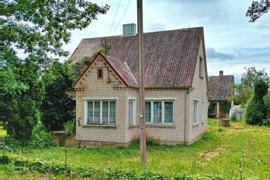 Parduodama sodyba ramioje vietoje Bandorių k., Joniškio r.