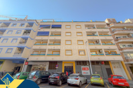 Apartamentas su bendru baseinu, Alicante provincijoje, Torrevieja mieste. 3 kambariai | 71 m² | 650 