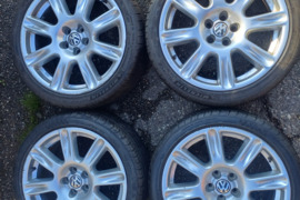 BBS , Lieti ratlankiai, R-17