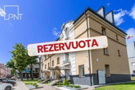 Parduodamas jaukus ir šiltas 3 kambarių butas renovuotame name, miesto centre
