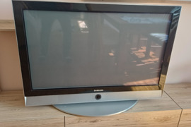 Samsung televizorius 45 e.