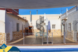 Renovuotas namas su privačiu baseinu, Alicante provincijoje, Orihuela Costa mieste. 5 kambariai | 15