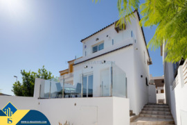 Vila su bendru baseinu, Alicante provincijoje, Torrevieja mieste, La Mata rajone. 3 kambariai | 88 m