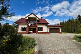 Šiuolaikiškai irengtas namas su tvenkiniu Žemalėje, Mažeikių raj.
