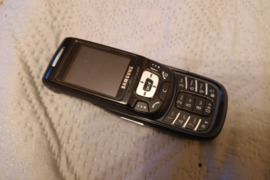 Samsung d-500 stumdomas telefonas