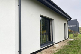 NAMAS SU PILNA IŠORĖS IR DALINĖ VIDAUS APDAILA, TODĖL TURITE PUIKIĄ GALIMYBĘ ĮSIRENGTI PAGAL SAVO SK