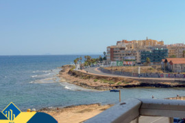 Apartamentas su terasa, Alicante provincijoje, Torrevieja mieste, Playa de los Locos rajone. 4 kamba