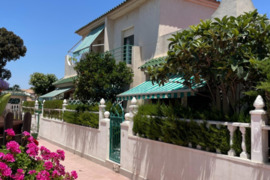 Namas su bendru baseinu, Alicante provincijoje, Torrevieja mieste, Los Balcones rajone. 4 kambariai 