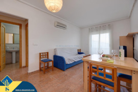 Apartamentas su bendru baseinu, Alicante provincijoje, Torrevieja mieste. 3 kambariai | 67 m² | 1 ki