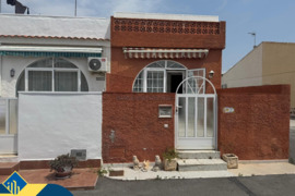 Bungalas su terasa, Alicante provincijoje, Torrevieja mieste, El Chaparral rajone. 3 kambariai | 40 