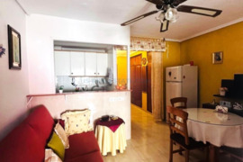 Studija su balkonu, Alicante provincijoje, Torrevieja mieste, Playa de los Locos rajone. 1 kambarys 