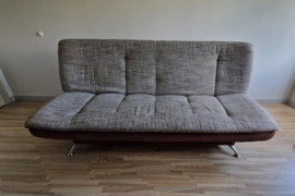 Sofa lova su daiktadėže