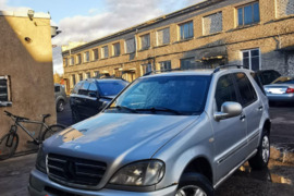 Mercedes-Benz ML 270