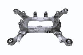 BMW 7 F01 F02, Galinis traversas /  Galinis balkis