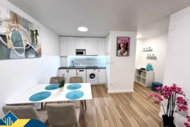 Renovuotas apartamentas su bendru baseinu, Alicante provincijoje, Torrevieja mieste. 3 kambariai | 6
