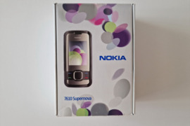 Nokia 7610 SuperNova