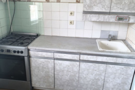 Parduodu 1 kambario butą su holu Klaipėdoje.