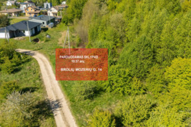 Parduodamas 10.57 arų namų valdos sklypas.