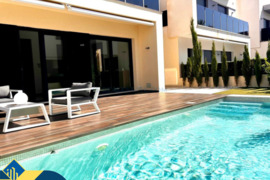 Vila su privačiu baseinu, Alicante provincijoje, Orihuela Costa mieste. 4 kambariai | 193 m² | 1 kil