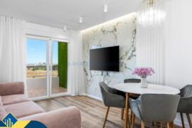 Renovuotas apartamentas su bendru baseinu, Alicante provincijoje, Torrevieja mieste, Los Balcones ra
