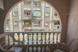 Renovuotas apartamentas su bendru baseinu, Alicante provincijoje, Torrevieja mieste, Playa del Cura 
