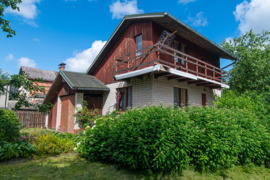 Sodo namas Sakiškėse, Vilniaus r.