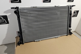 AUŠINIMO RADIATORIUS A4 A5 A6C7 Q3 8K0121251AC 8K0121251AD 8K0121251AG 8K0121251AH 8K0121251AJ 