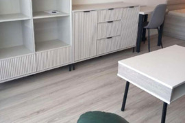 Puikiame Alksnynės rajone, parduodamas suremontuotas, su dideliu balkonu 1-no kambario butas.