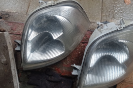 Renault master Opel movano priekinis žibintas