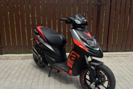 Aprilia SR Motard 2018 motoroleris