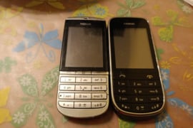 GERI NOKIA AHA 300, 203 TOUCH , VEIKIA
