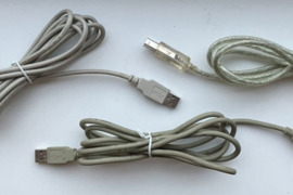 Įvairūs USB kabeliai (USB mini, micro ir kt.)