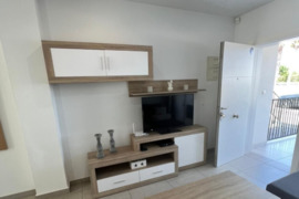 Bungalas su bendru baseinu, Alicante provincijoje, Torrevieja mieste. 3 kambariai | 80 m² | 2 kilome
