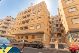 Apartamentas su terasa, Alicante provincijoje, Torrevieja mieste, Playa del Acequión rajone. 3 kamba