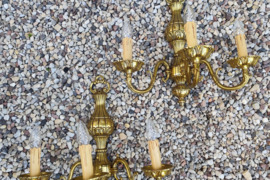 Bra, sieniniai šviestuvai, Šviestuvai, lempos