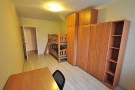 Parduodamas 3-jų kambarių butas Panevėžio gatvėje, šiaurinėje Klaipėdos miesto dalyje.  Renovacijos 