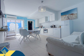 Renovuotas penthouse apartamentas su terasa, Alicante provincijoje, Torrevieja mieste, Playa de los 