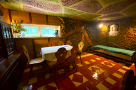 KAMBARYS DIRBANČIAM VYRUI NUO LAPKRIČIO 17 D.