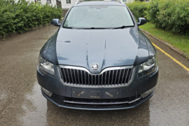 Skoda Superb 2015Mm dalimis CFG variklis LF7Y DSG AUTOMATINE PAVARU DEZE PPX