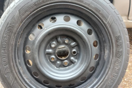 Toyota , Atsarginis ratas, R-16