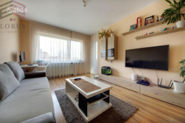 Parduodamas 3 kambarių butas Šeškinėje