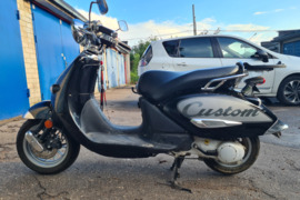Aprilia Mojito Custom, Motoroleris - Mopedas