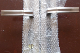 Metalinės durų rankenos durims