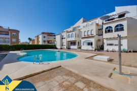 Apartamentas su bendru baseinu, Alicante provincijoje, Torrevieja mieste, Playa de los Náufragos raj