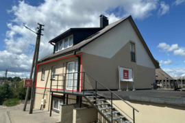 Nuomojamas erdvus 2 kambarių butas senamiestyje, Lukšio g. Utenoje.